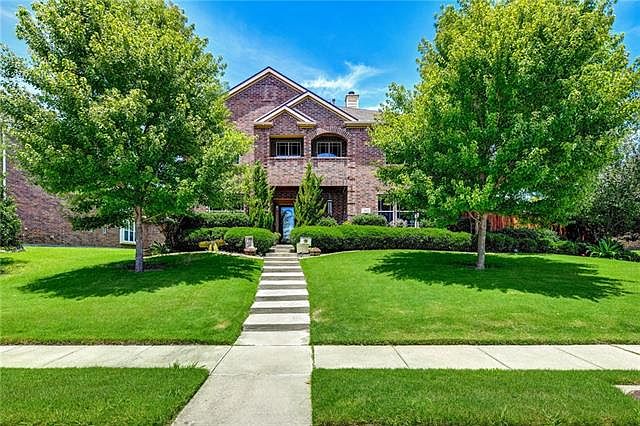 1st image of 212 Sandy Ln