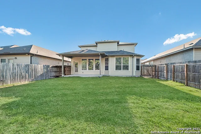 12222 Chena Lk — Photo 32