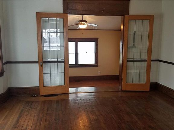 2nd image of 810 Quinby Ave