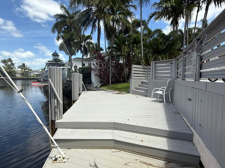 7331 NE Bay Cove Ct — Photo 9
