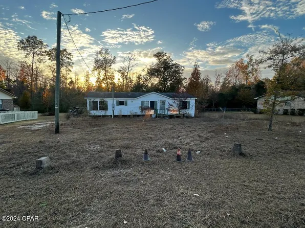 17446 NW Guilford Ct, Blountstown, FL 32424