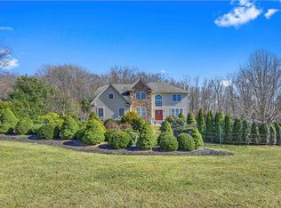 2 Gina Ln, Lagrangeville, NY 12540