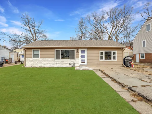 2646 Morton Ave, Des Moines, IA 50317