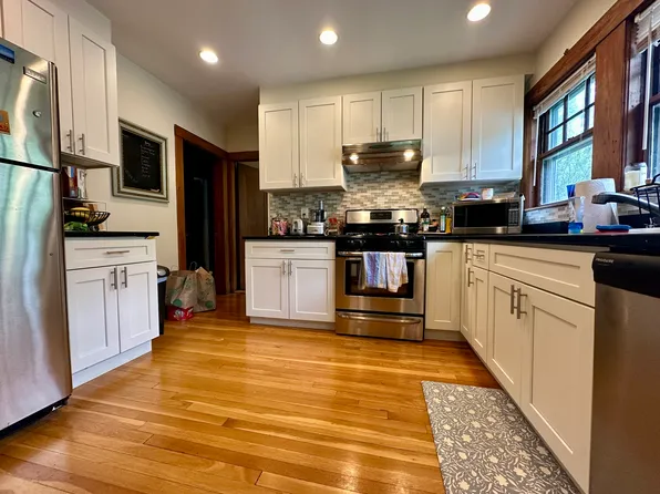 86-88 Oakland St, Brighton, MA 02135