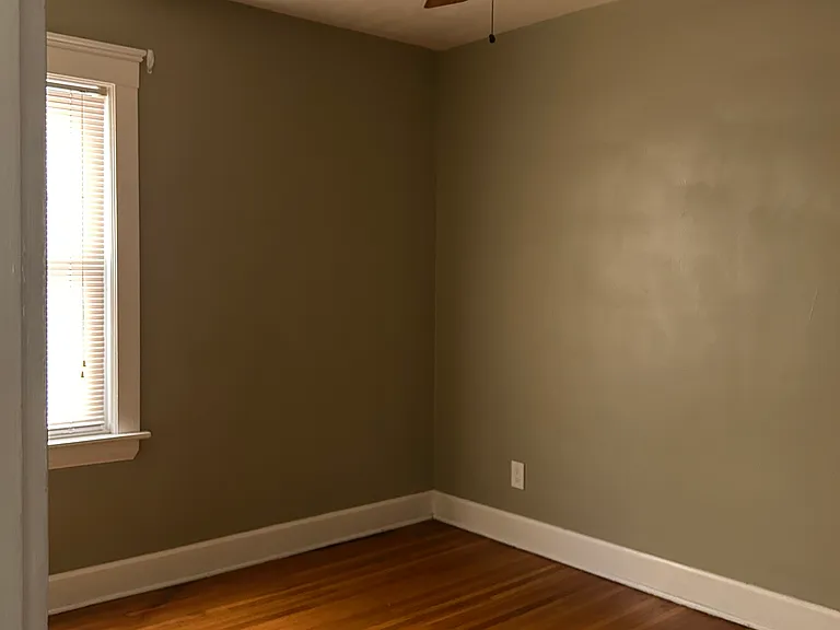 5806 Franklin Blvd — Photo 3