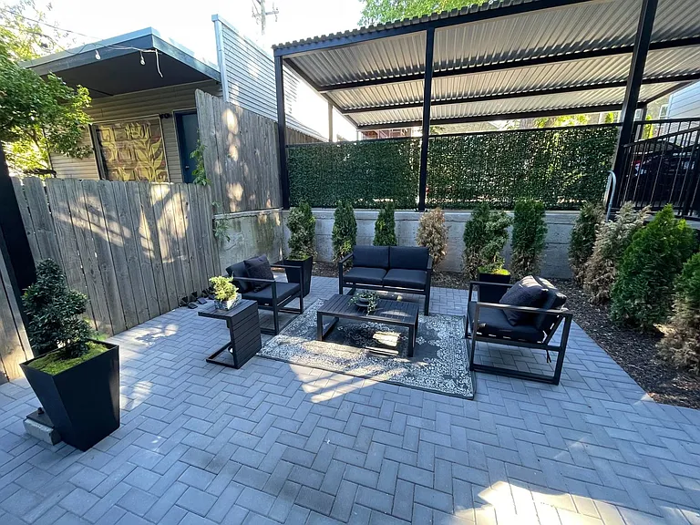 1109 W 16th St #1 — Photo 31