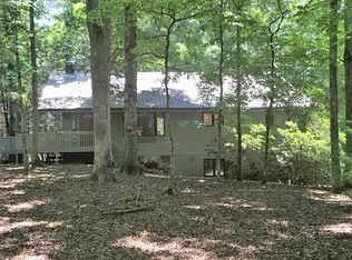 320 Owl Rdg, Brasstown, NC 28902