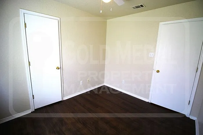 2701 Alma Dr — Photo 12