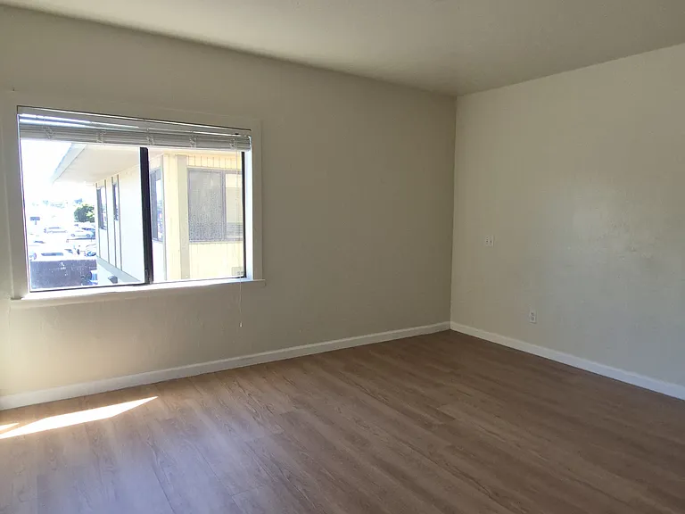 225 Couch St #227 — Photo 10