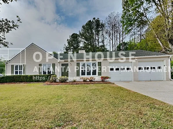 607 River Bend Cir SW, Smyrna, GA 30082