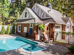 60 Pelham Rd, Rochester, NY 14610