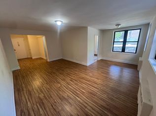 41-10 Parsons Blvd #102, Flushing, NY 11355