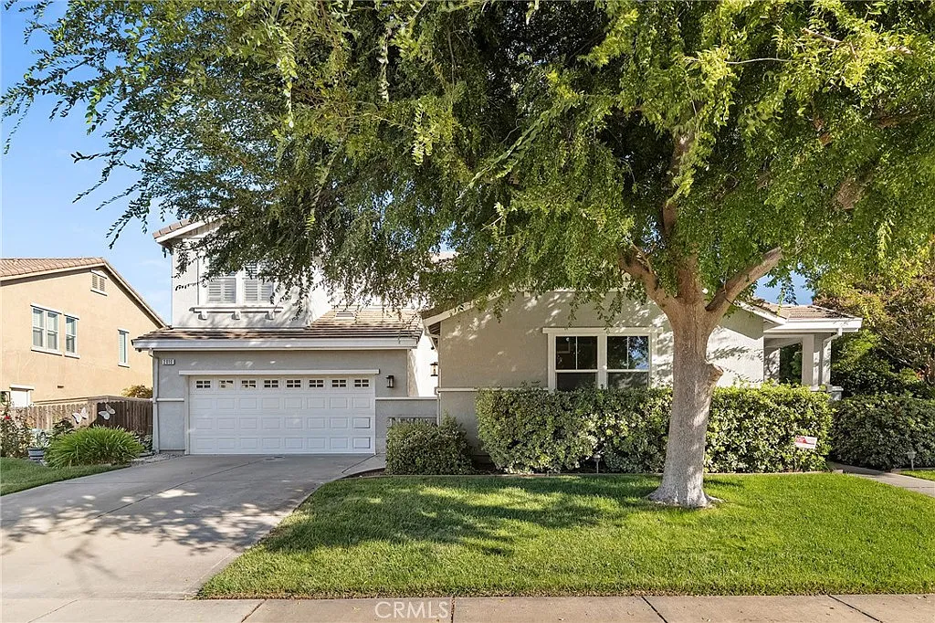 2010 Jacob St photo 1
