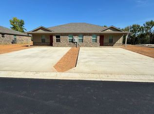 3406 Fairway Dr, Ozark, AR 72949