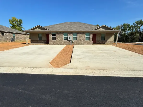 3406 Fairway Dr, Ozark, AR 72949