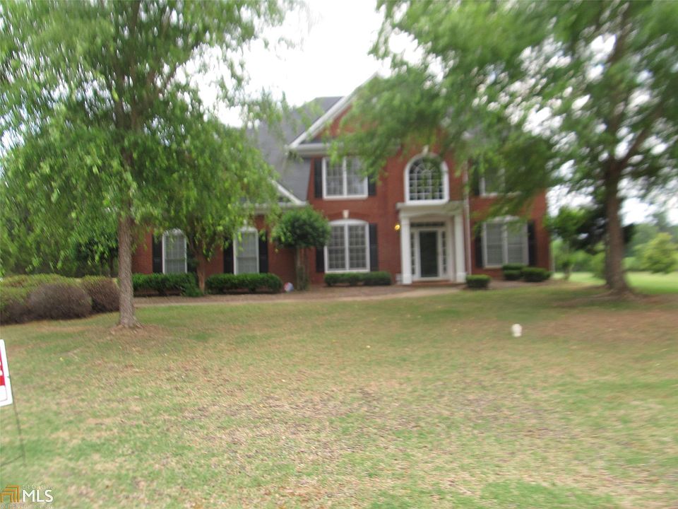 1st image of 2422 Twin Branches Ln