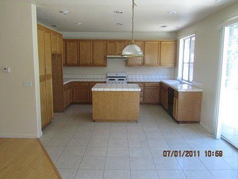 3rd image of 3733 Oak Shores Dr