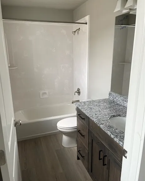 2060 N 325 E — Photo 5