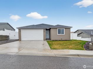 2348 Noah Street SE, East Wenatchee, WA 98802