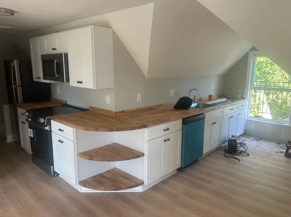 889 Gardners Neck Rd Unit 3, Swansea, MA 02777