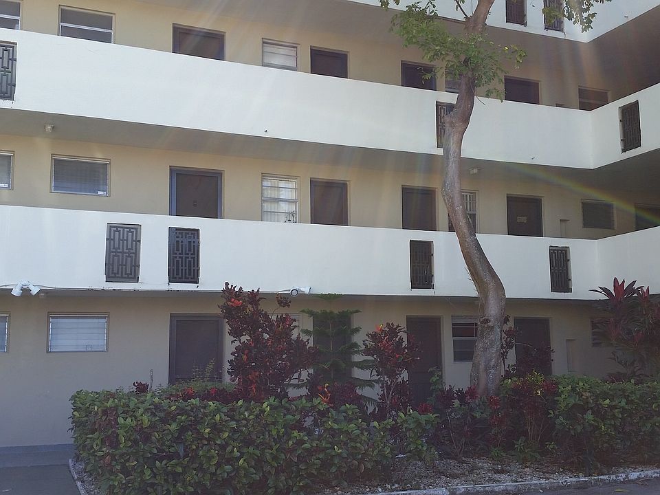 1st image of 1680 NE 191st St APT 213