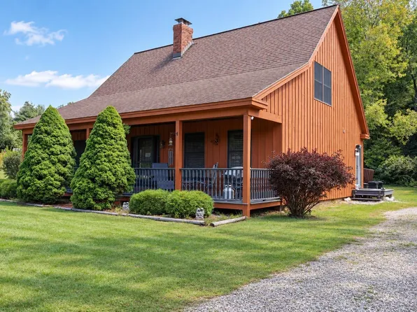 249 Pine Hollow Road, Pownal, VT 05261-9583