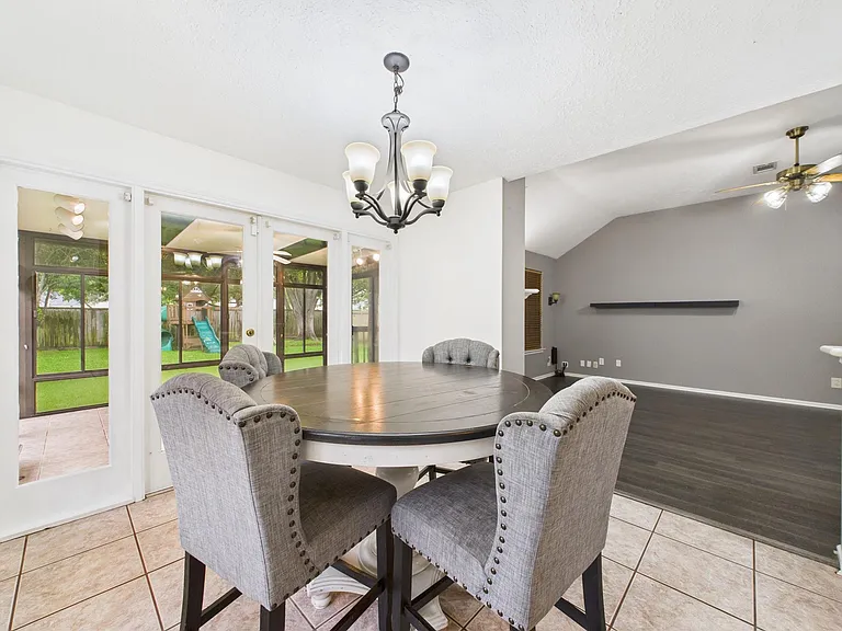 3718 Brookwood Dr — Photo 12