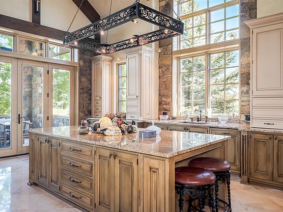 4th image of 30855 Emerald Rdg