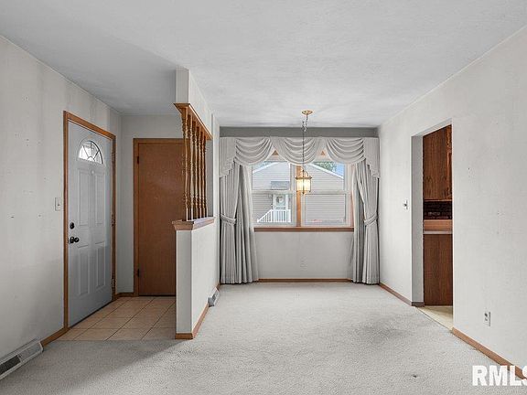 4th image of 5325 28th Ave
