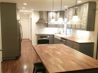 591 Colebrook Dr, Rochester, NY 14617