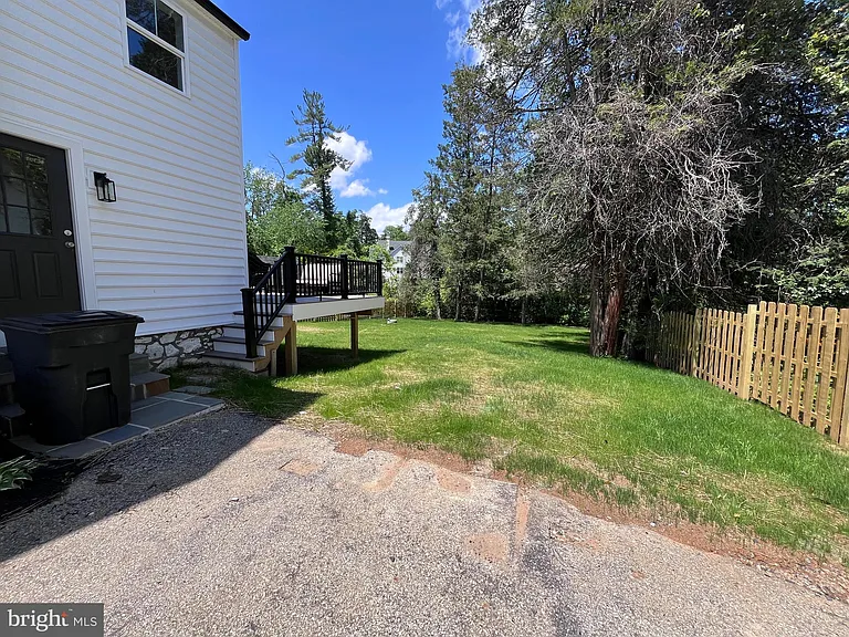 625 Conestoga Rd — Photo 28