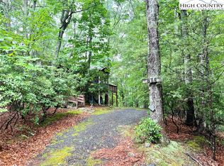 103 Cherry Ln, Deep Gap, NC 28618