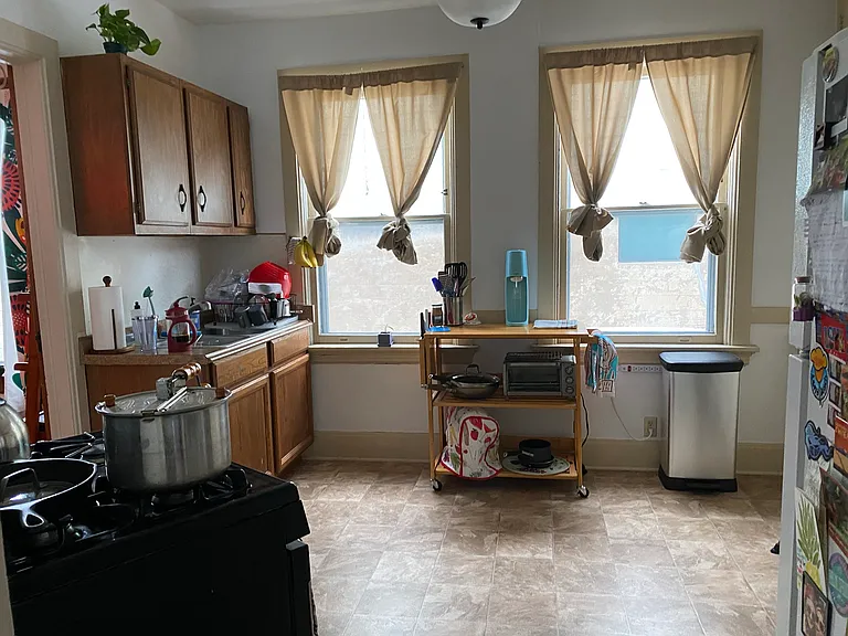 416 S Brearly St — Photo 8