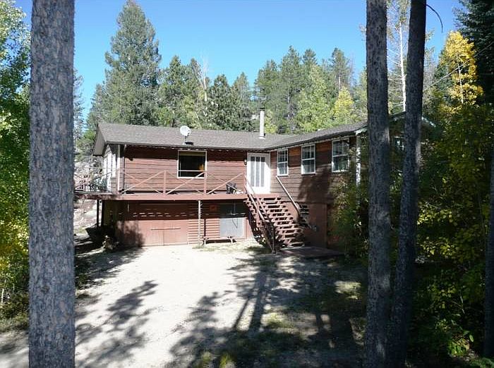 Raised Ranch in the Pines