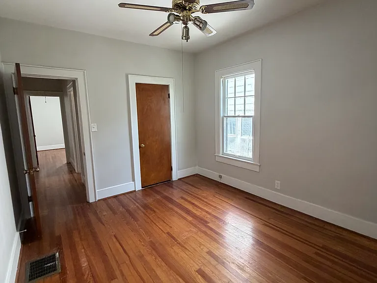1325 Vance Ave — Photo 5