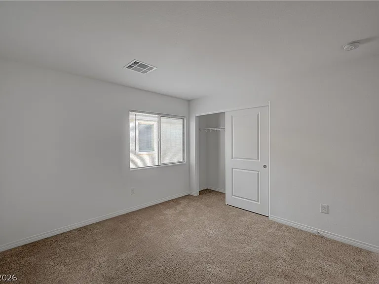 630 Great River Ave — Photo 46