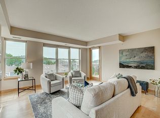 650 Main St N APT 308, Stillwater, MN 55082