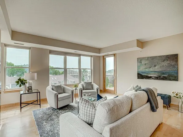 650 Main St N APT 308, Stillwater, MN 55082