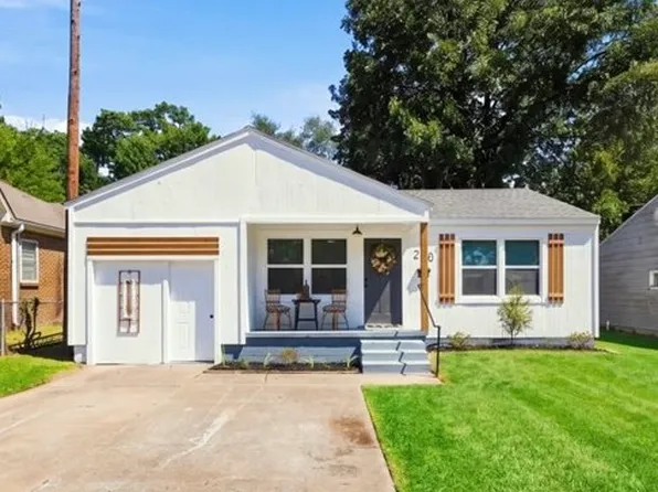 218 N 34th St, Muskogee, OK 74401