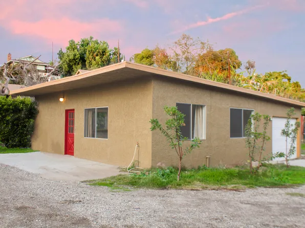 208 E Loop Dr #B, Camarillo, CA 93010