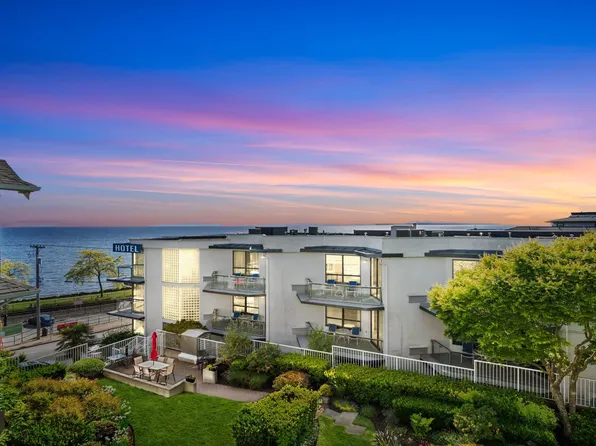 15621 Marine Dr #311, White Rock, BC V4B 1E1