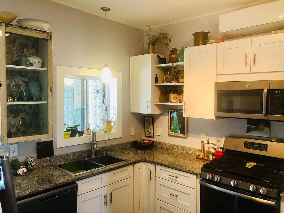 1st image of 222 1st St #2