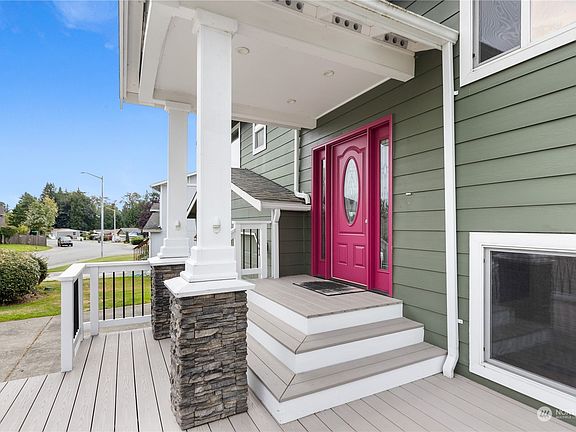 3rd image of 1406 85th Avenue SE