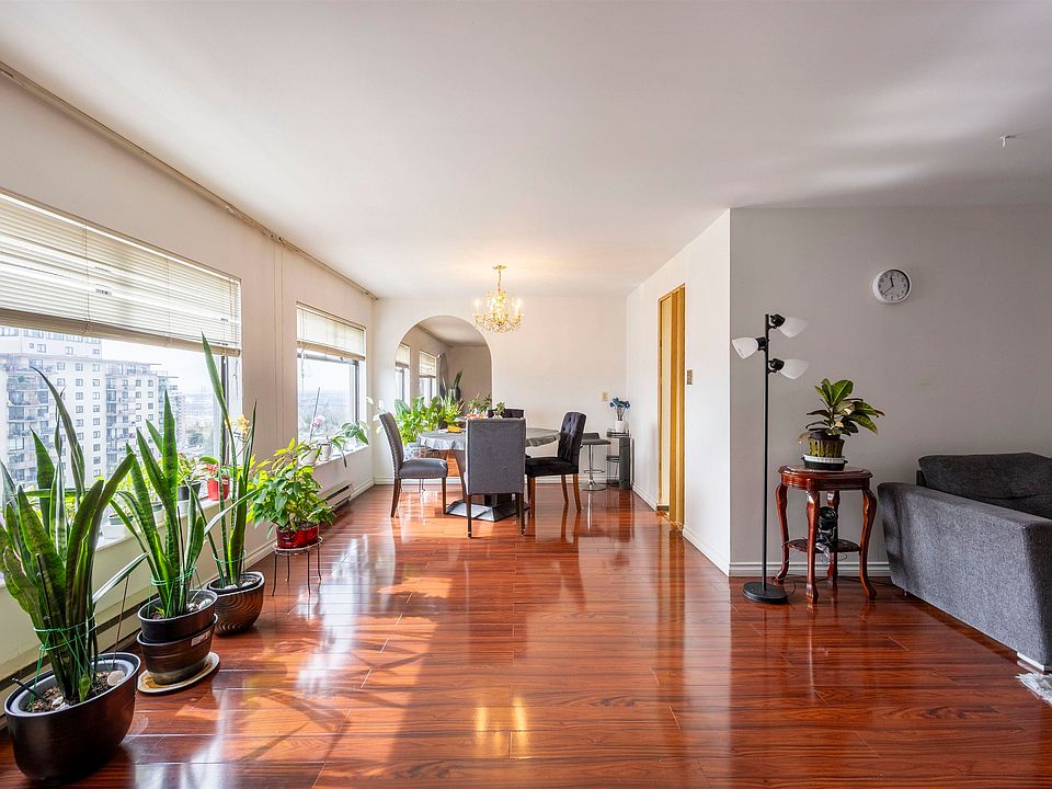 1st image of 615 Belmont St #902