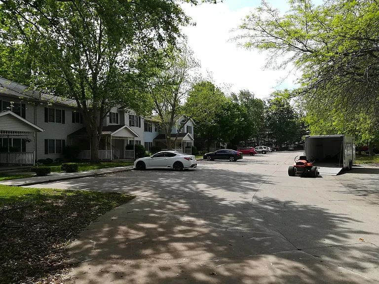 1830 Manor Haus Ct — Photo 5