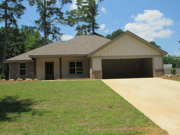 4 Norrell Dr, Petal, MS 39465