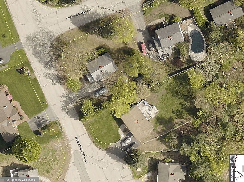 2nd image of 98 Langholm Dr