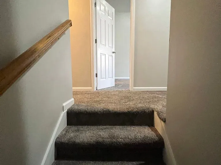 328 Amber Ln — Photo 15