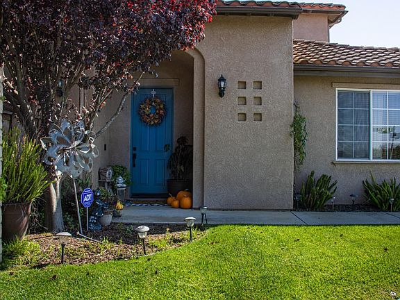 3rd image of 2504 S Calderon Dr