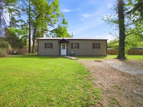 161 Seminole Cir, Onalaska, TX 77360